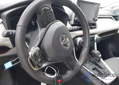 2022 Toyota Rav4 Limited z USA, uszkodzony, nr VIN 2T3Y1RFV4NC187741